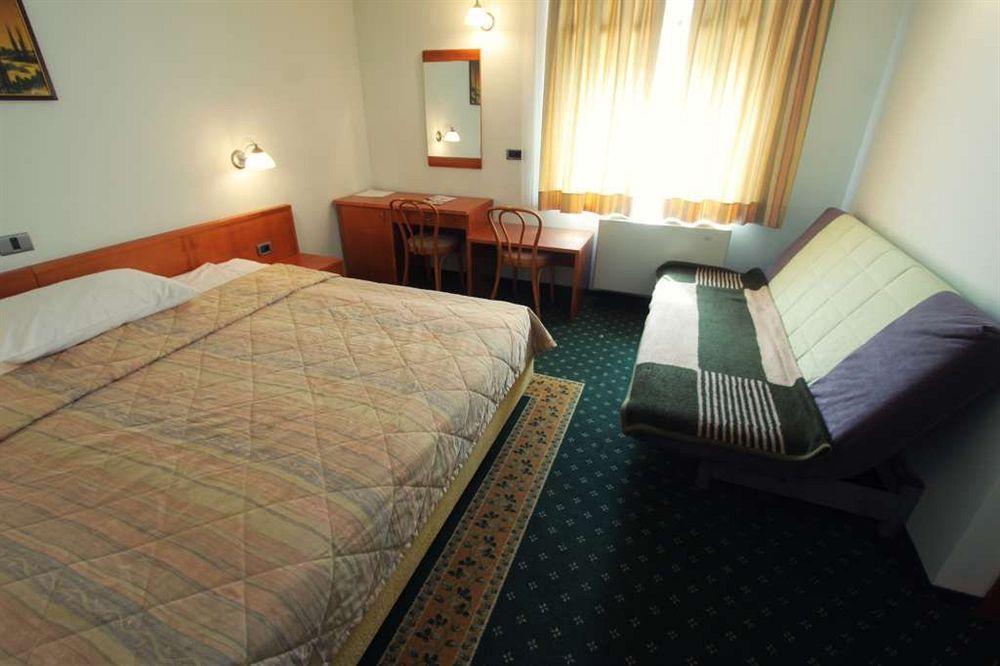Grandvid Hotel Škofljica Екстериор снимка