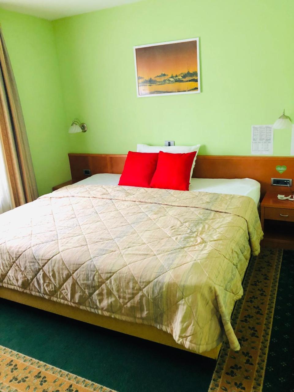 Grandvid Hotel Škofljica Екстериор снимка
