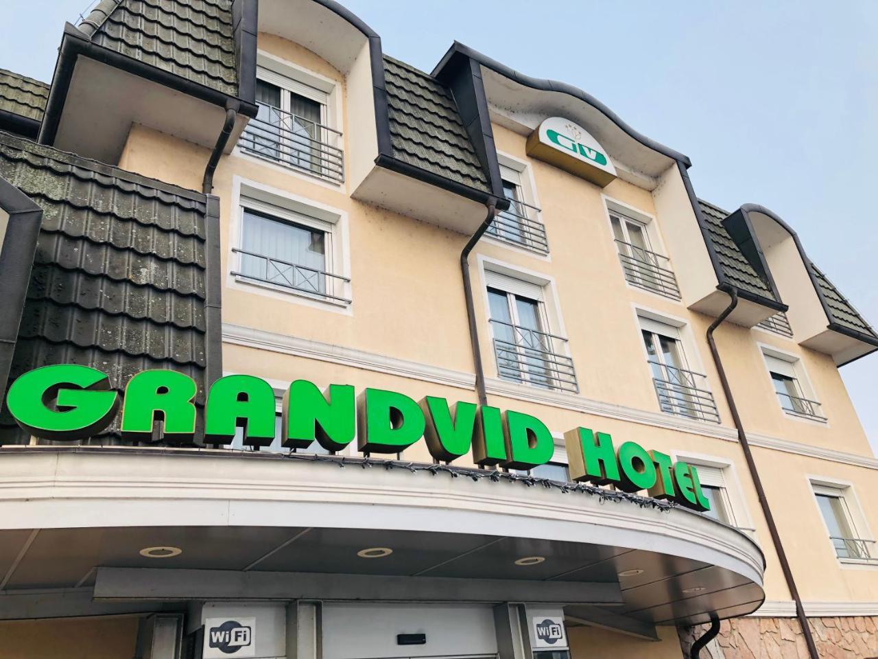 Grandvid Hotel Škofljica Екстериор снимка